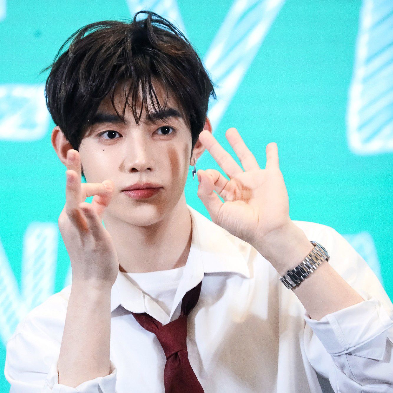 Behind-the-scenes cut of Zhang Hao (ZEROBASEONE)