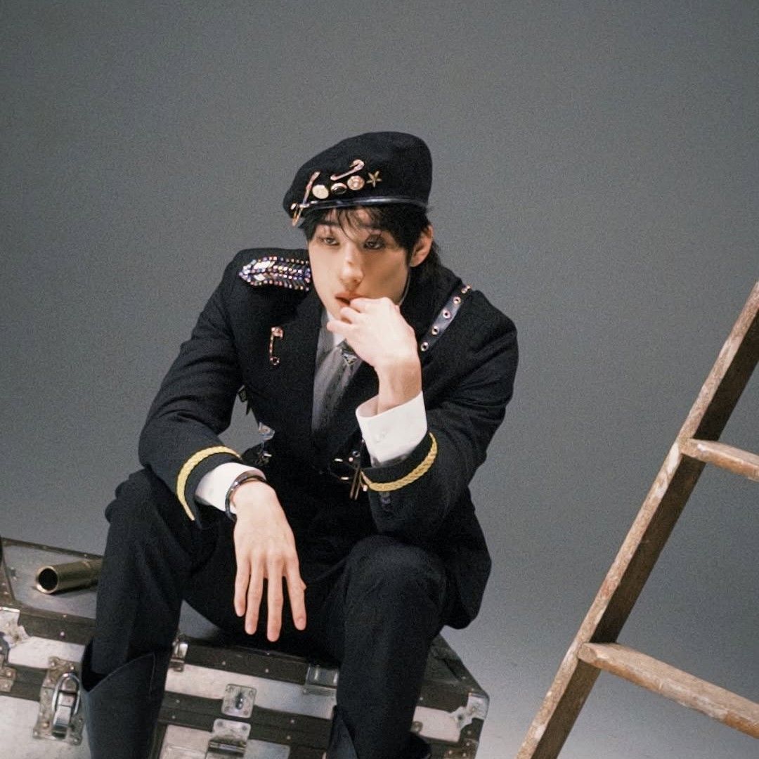 Recent activity shot of Han Seungwoo