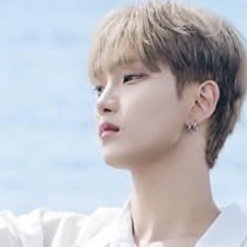 峻赫 (n.SSign)的幕後花絮