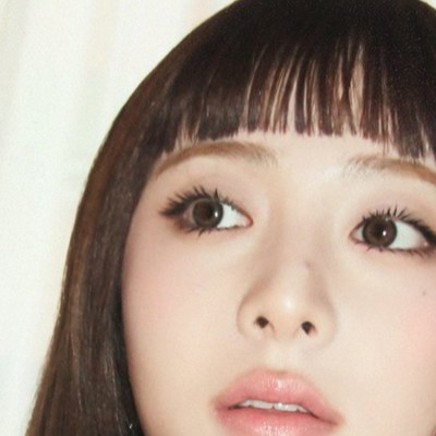 Latest photo of Huh Yunjin (LE SSERAFIM)