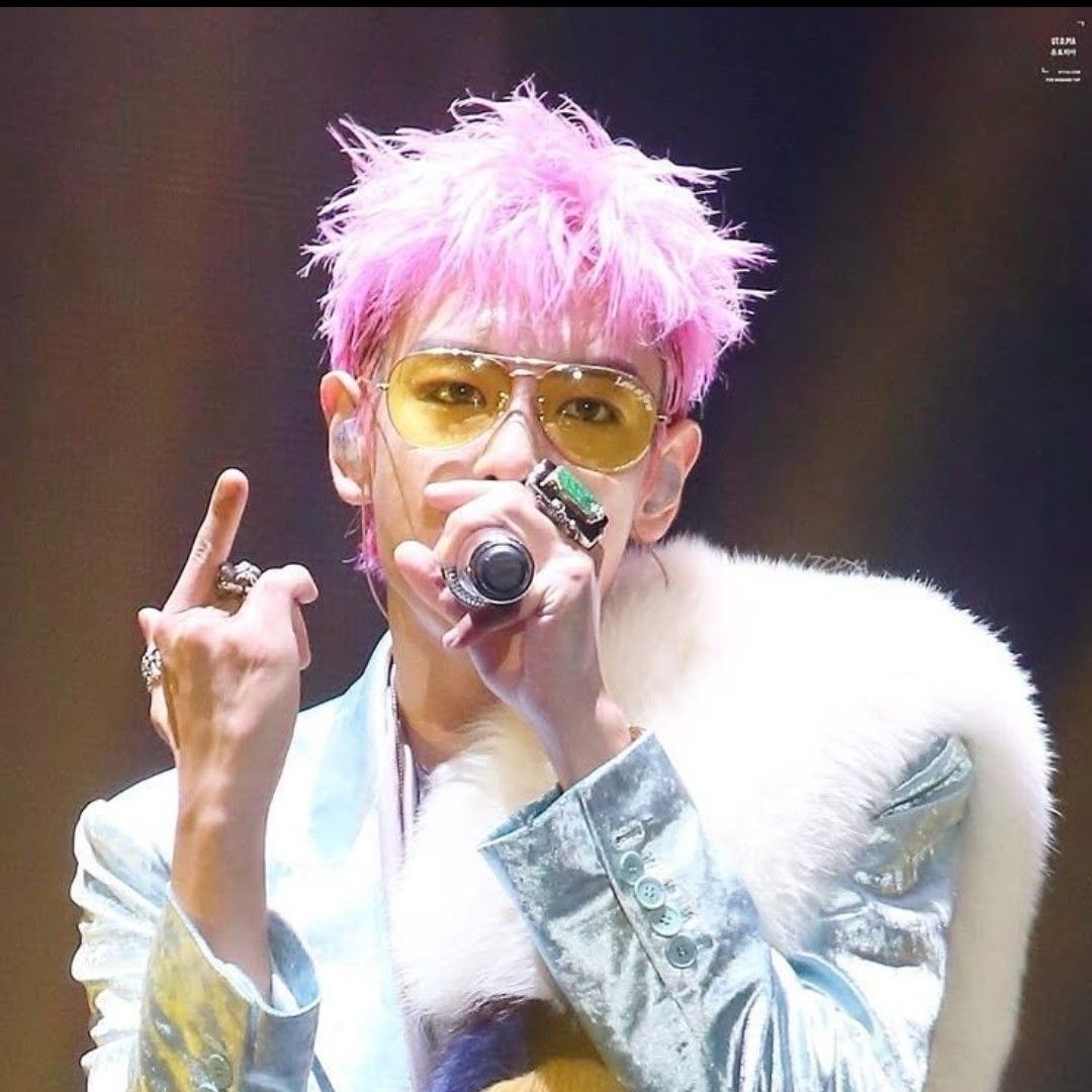 T.O.P的最新照片