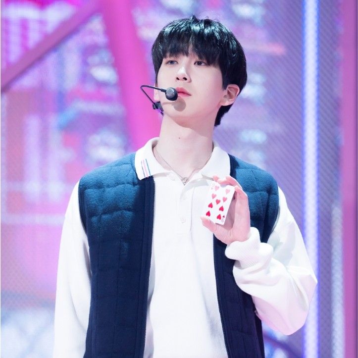 シンウォン (PENTAGON)の舞台裏ショット