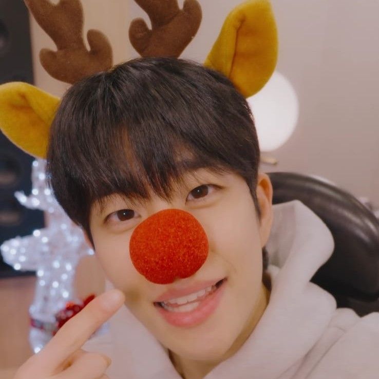 Latest photo of MJ (ASTRO)