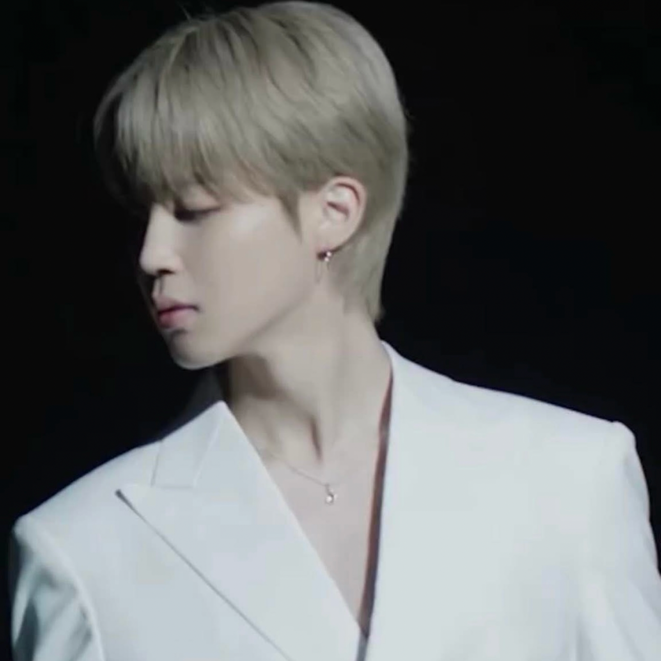 Potret di balik layar Jimin (BTS)