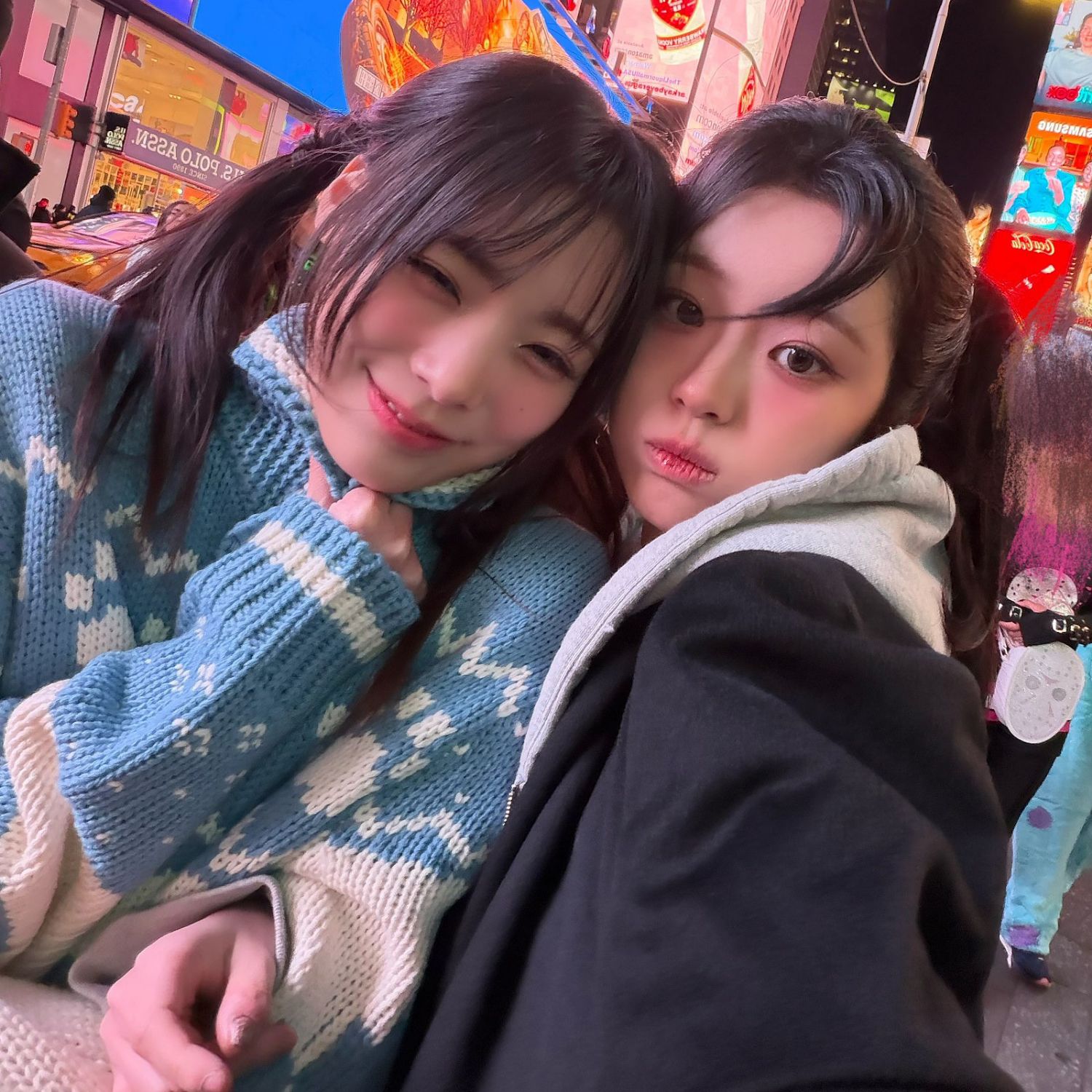 Recent activity shot of QWER