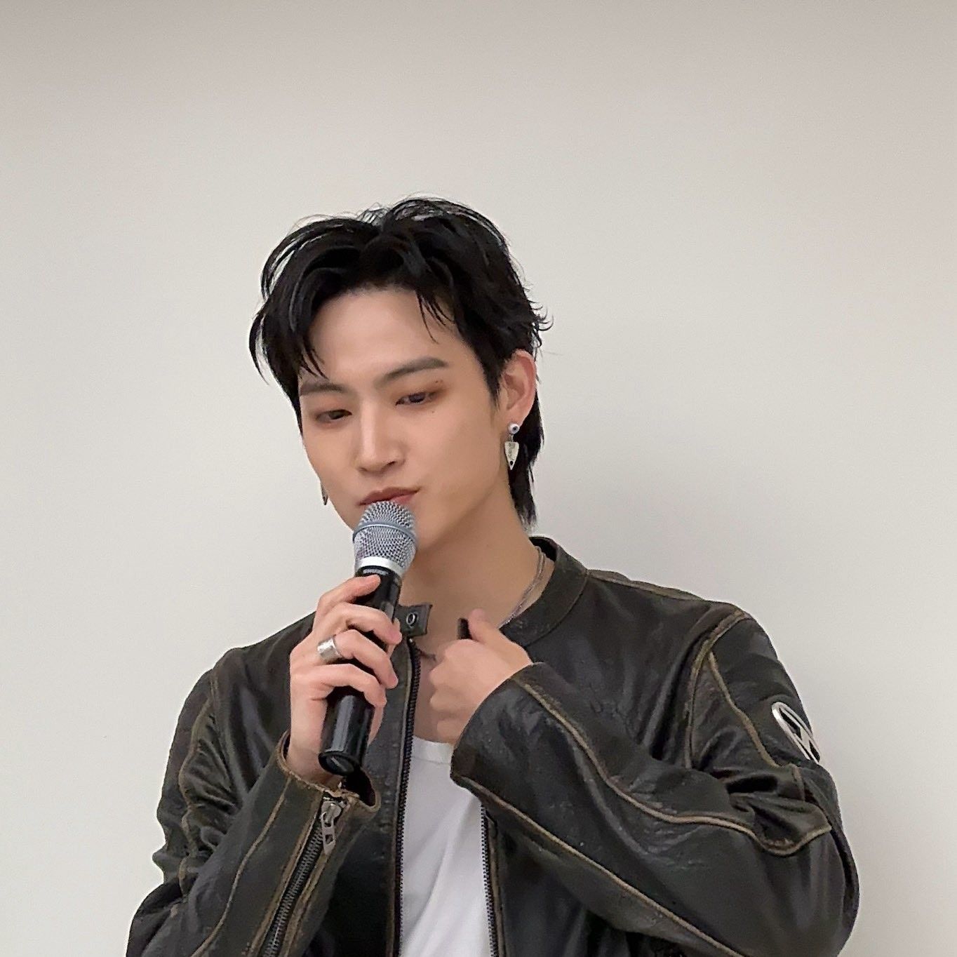 A moment captured by JAY B (GOT7)'s fan