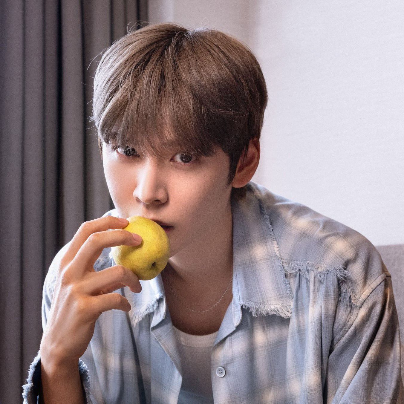 Behind-the-scenes cut of Eunseok (RIIZE)