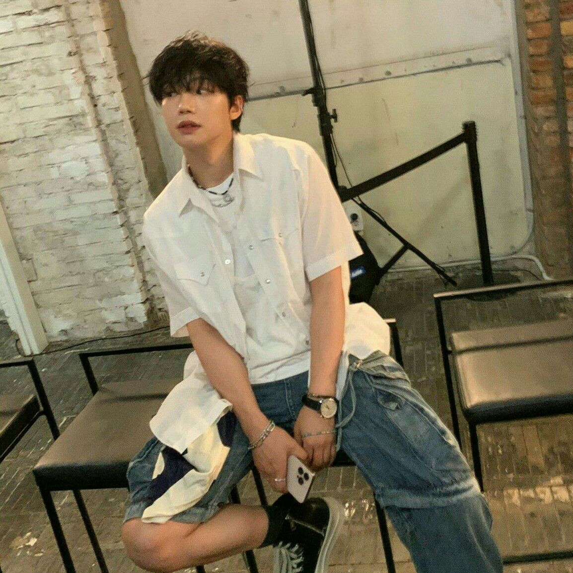 Behind-the-scenes cut of Lim Youngmin