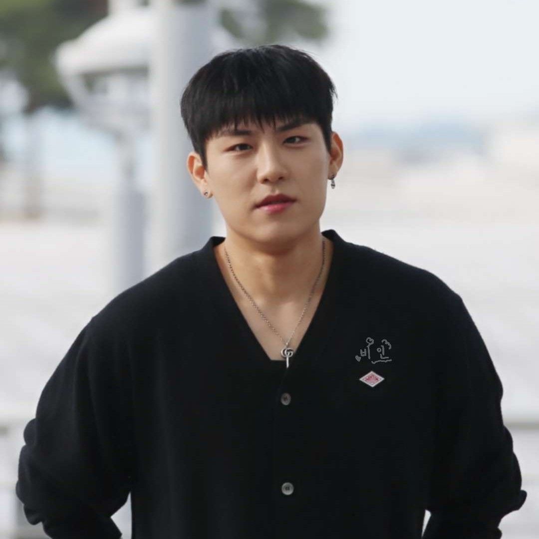 Latest photo of Park Woojin (AB6IX)