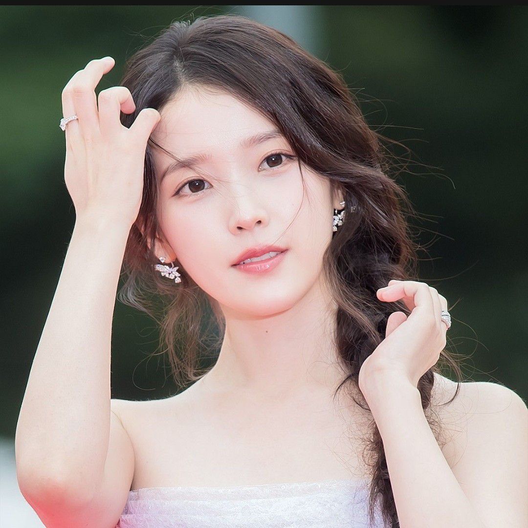 IU的最新活動照片