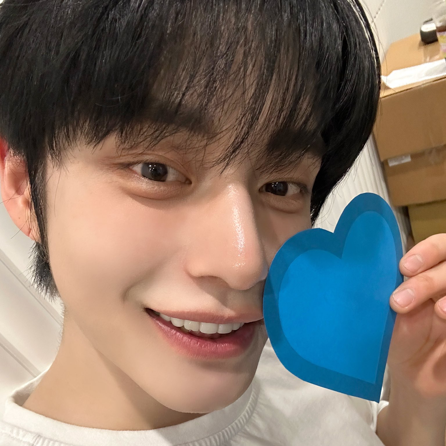 Recent activity shot of Kim Jiwoong (ZEROBASEONE)