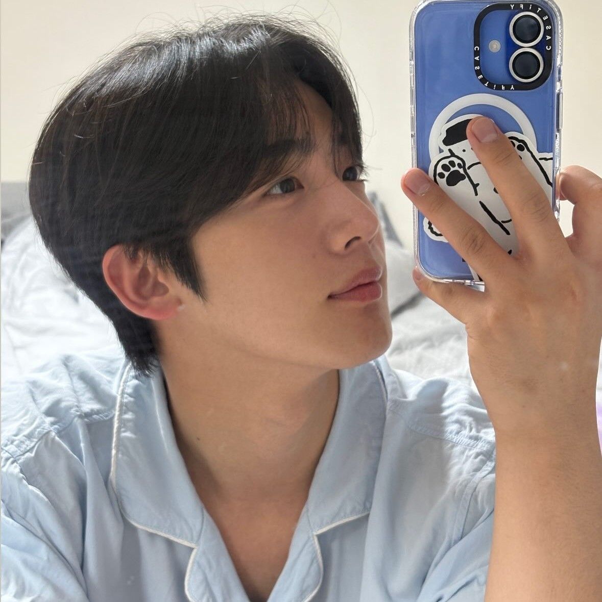 Latest photo of Kim Yohan (WEi)