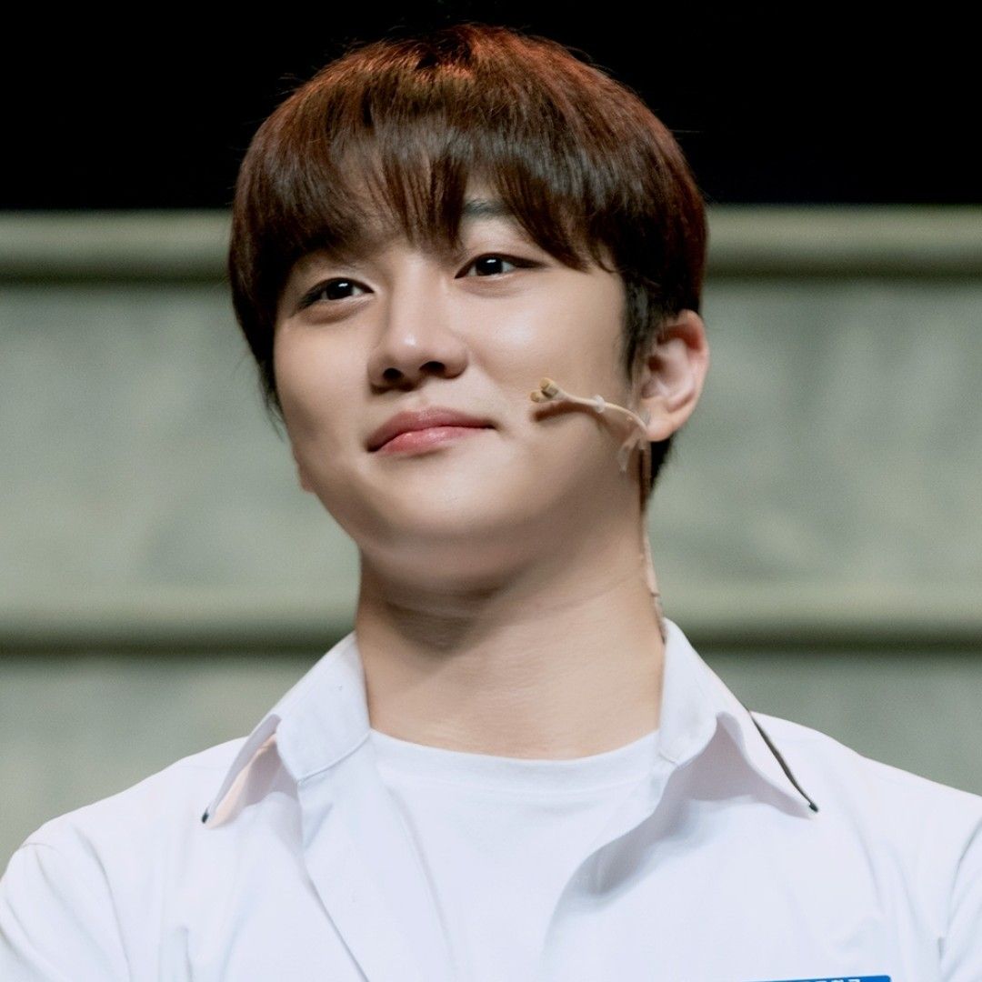 Latest photo of Hong Joochan (GoldenChild)