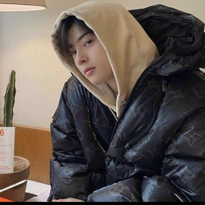 아스트로 최근 활동샷