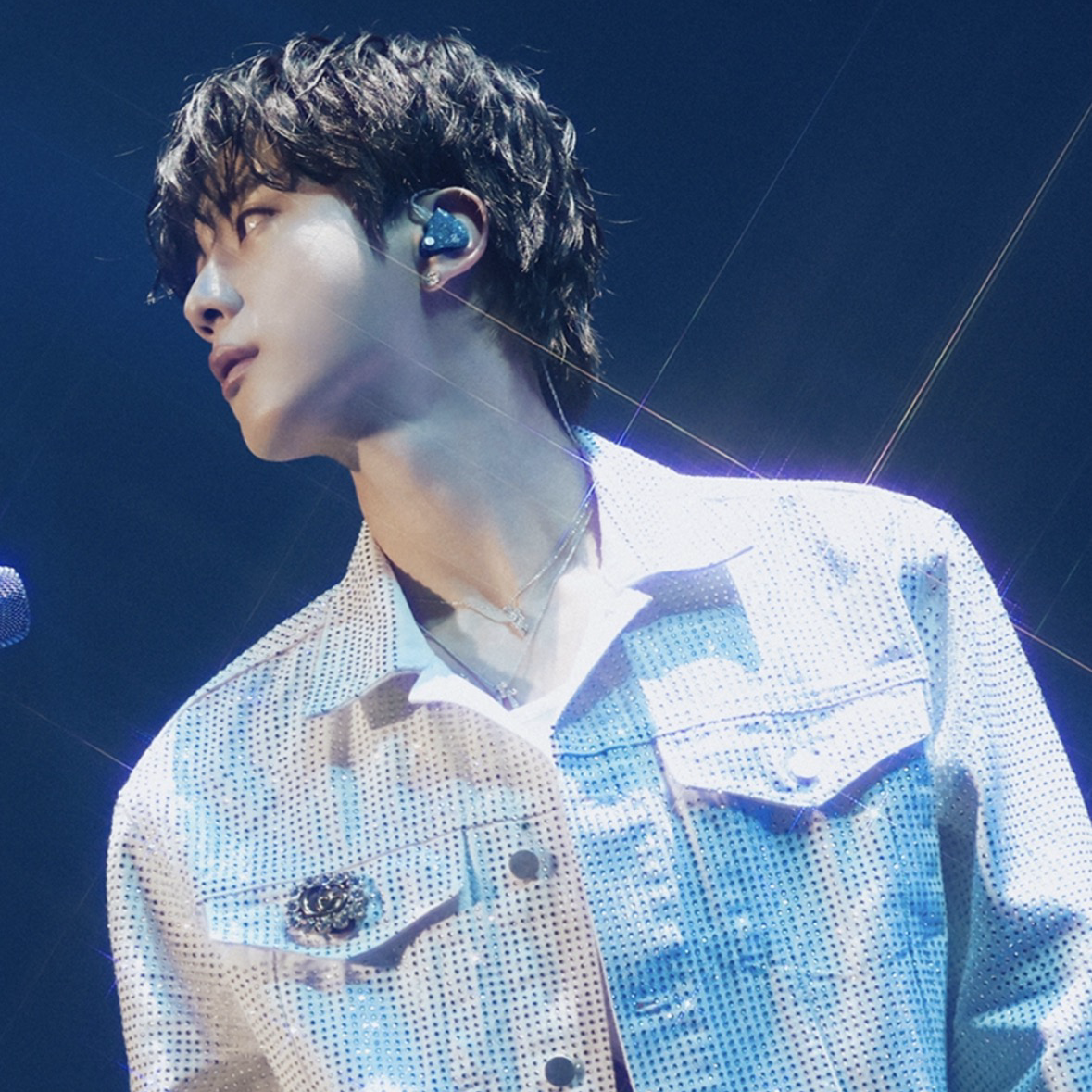 진 (방탄소년단) 최근 활동샷