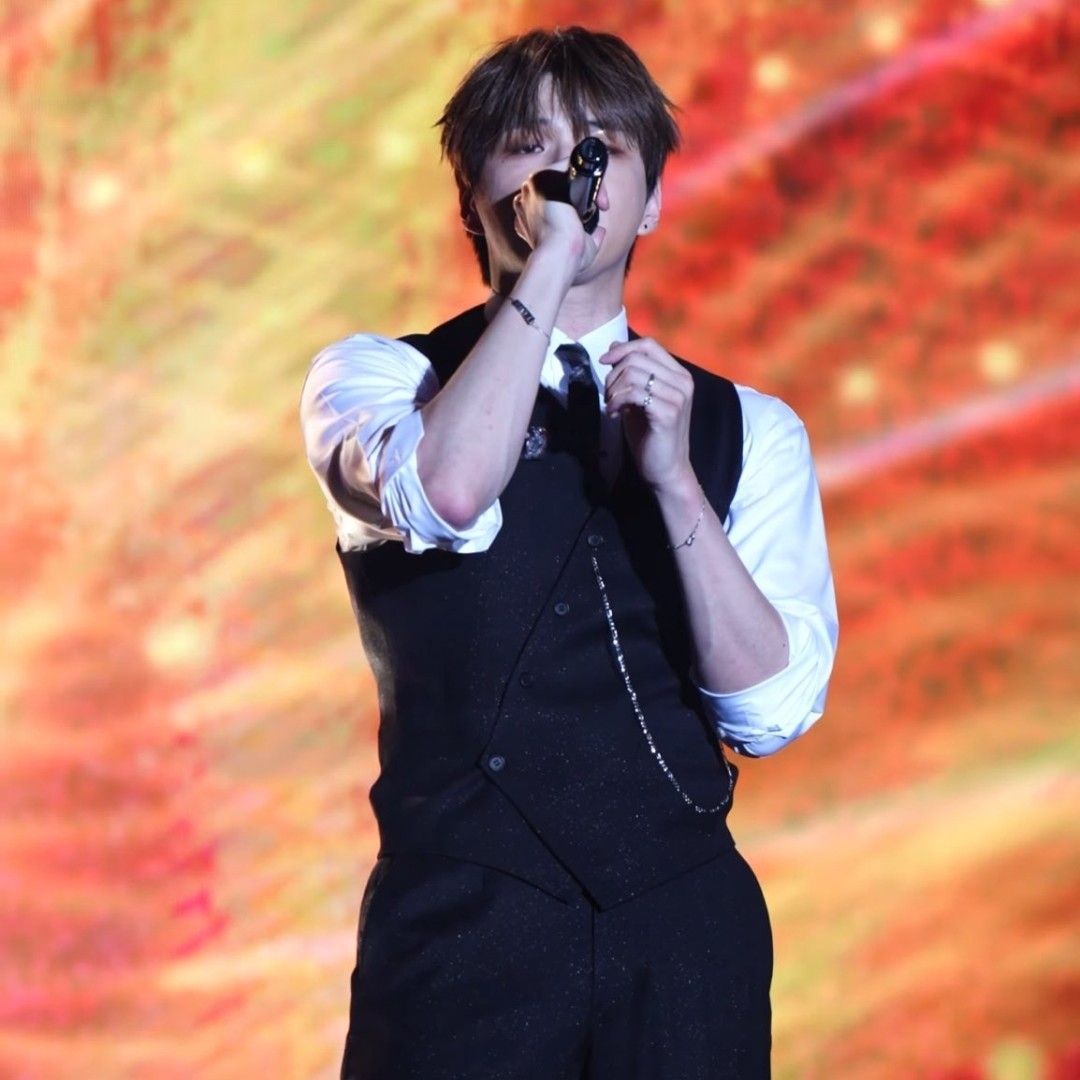 강다니엘의 비하인드 컷