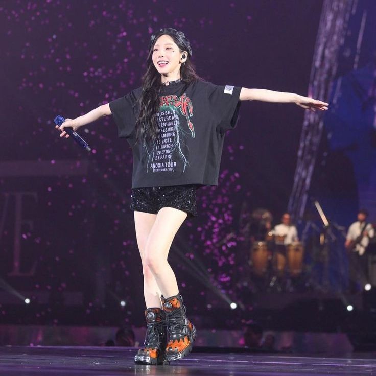 Behind-the-scenes cut of Taeyeon (Girls' Generation)