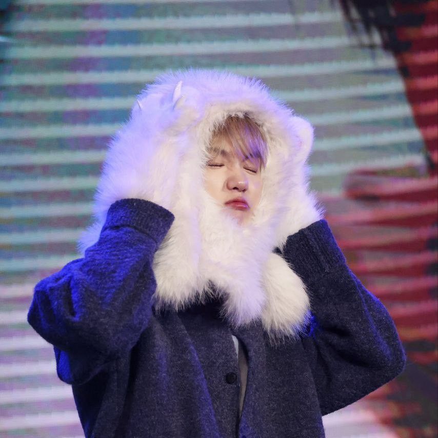 燦烈 (EXO)粉絲拍下的瞬間