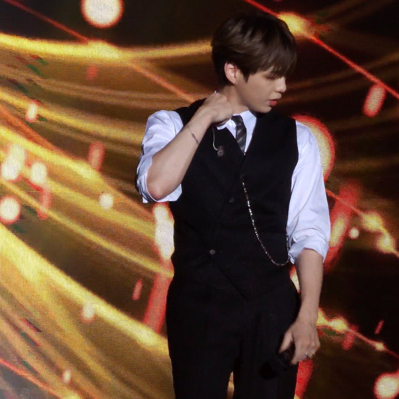 강다니엘 최근 활동샷