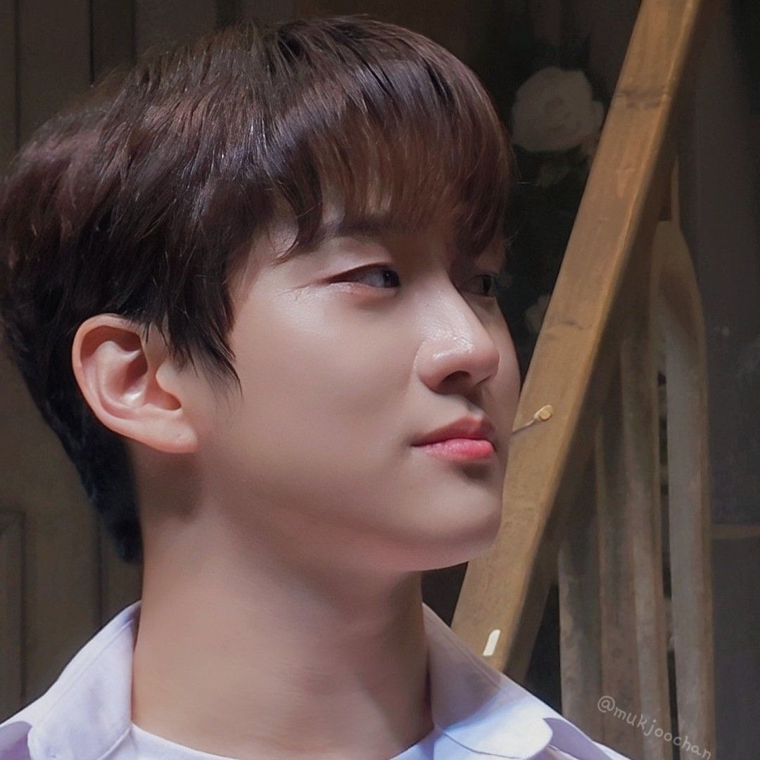 Latest photo of Hong Joochan (GoldenChild)
