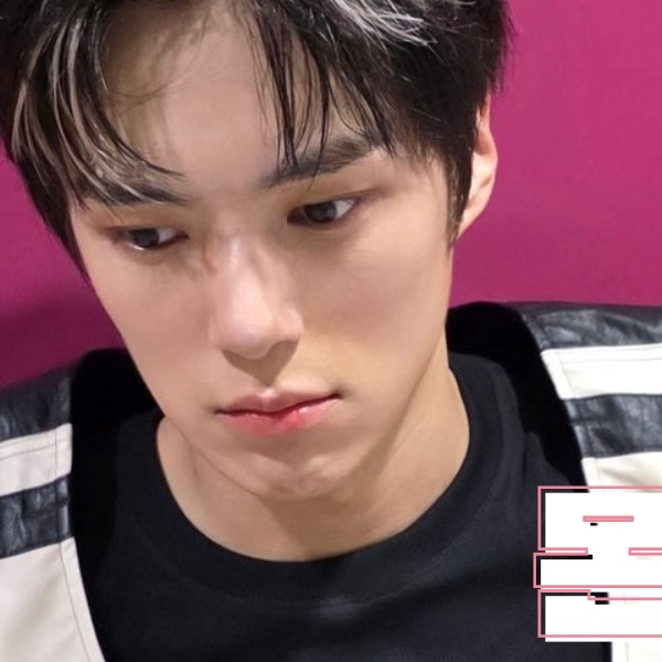 Behind-the-scenes cut of Minhyuk (MONSTA X)
