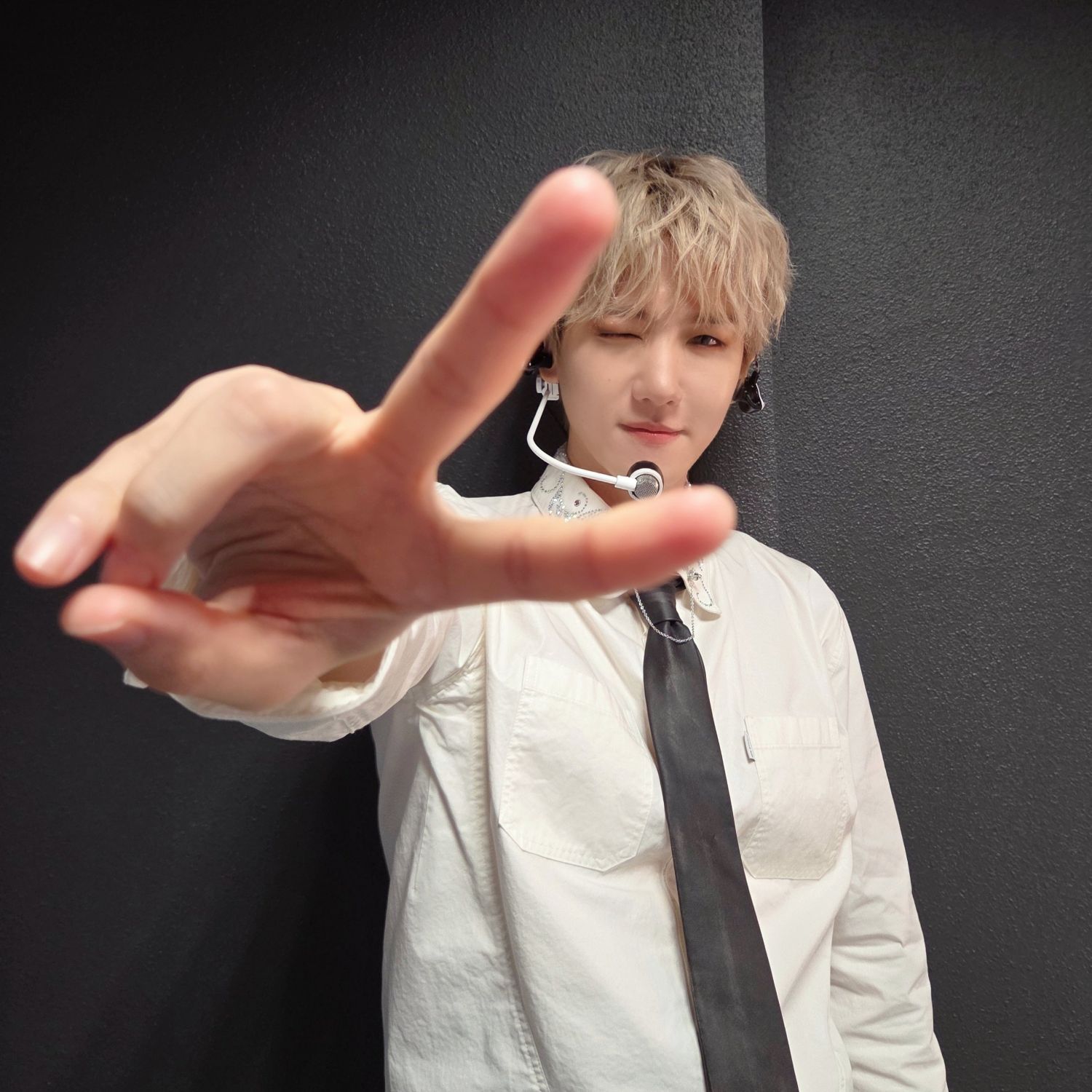 백현 (EXO) 최근 활동샷