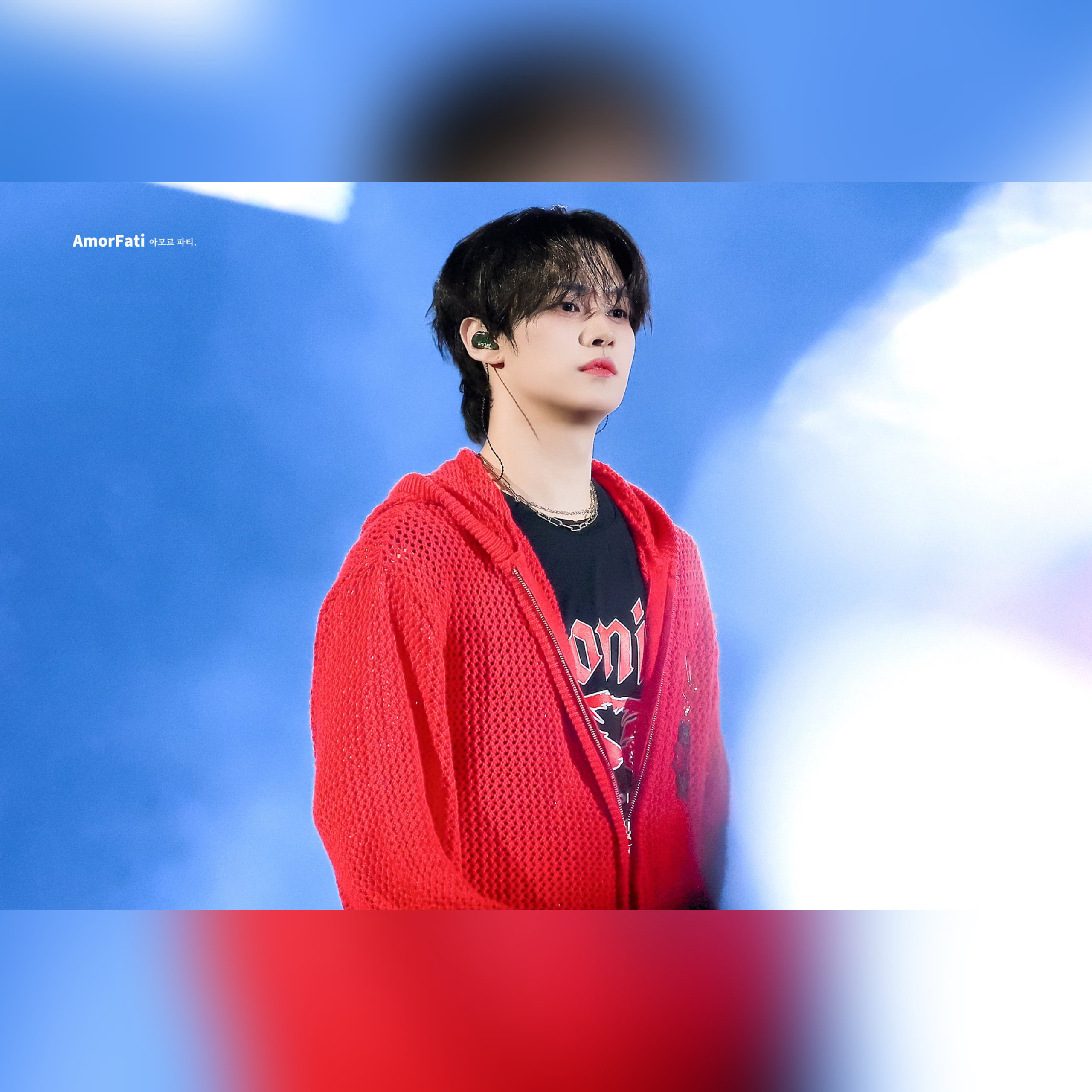 Latest photo of Lee Know (Stray Kids)