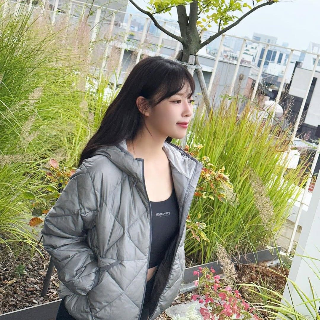 A moment captured by Lee Miju (Lovelyz)'s fan