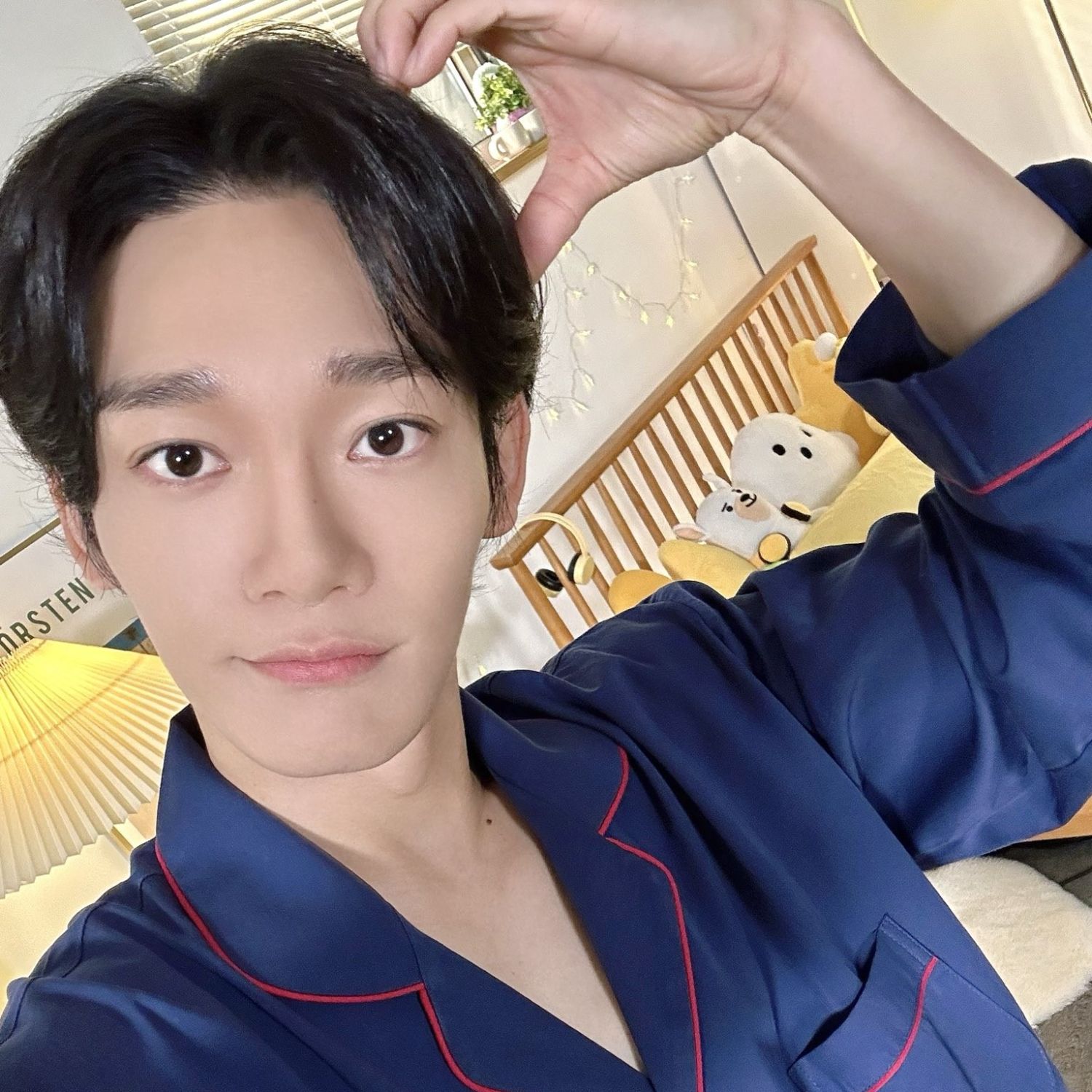 Latest photo of Chen (EXO)