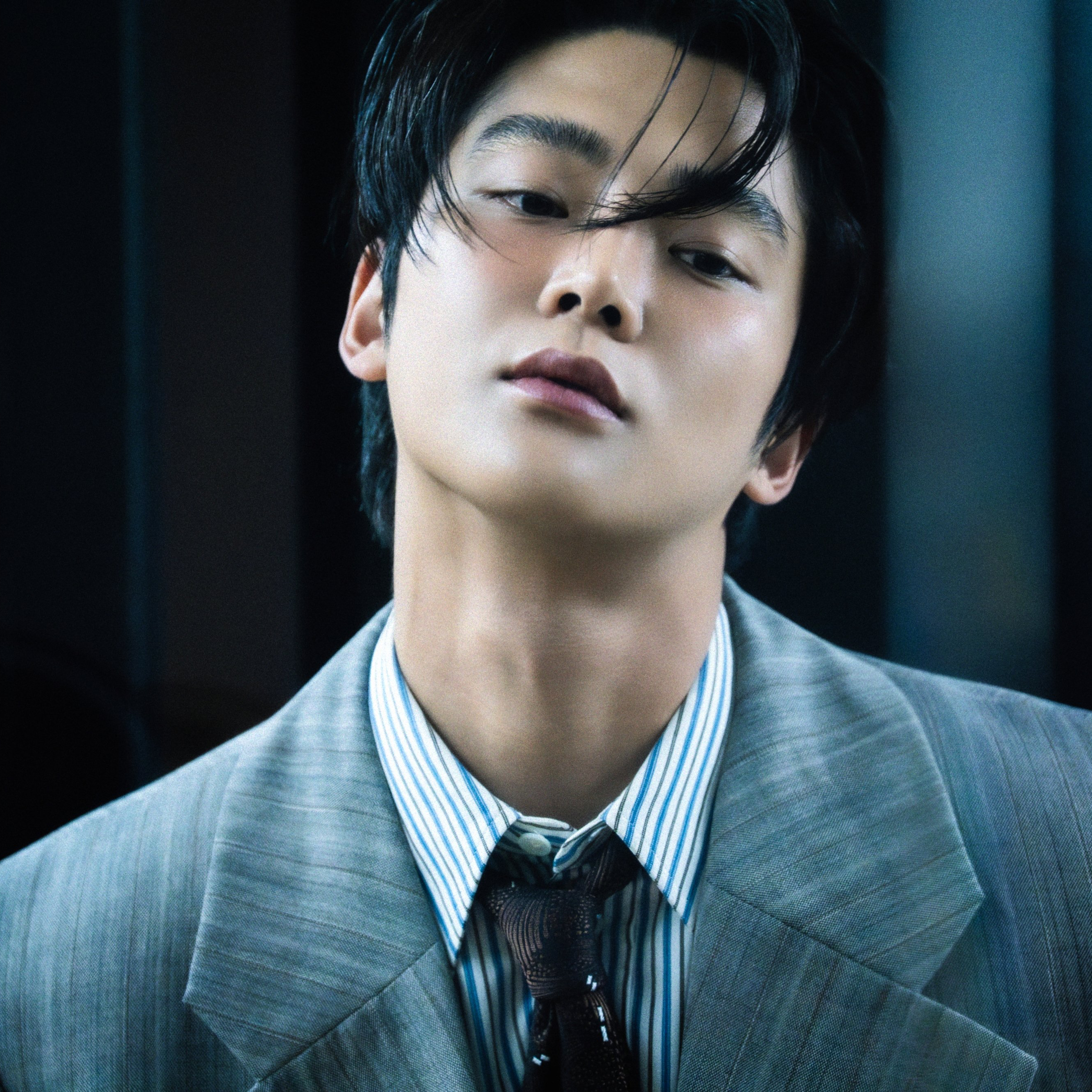 Behind-the-scenes cut of Rowoon