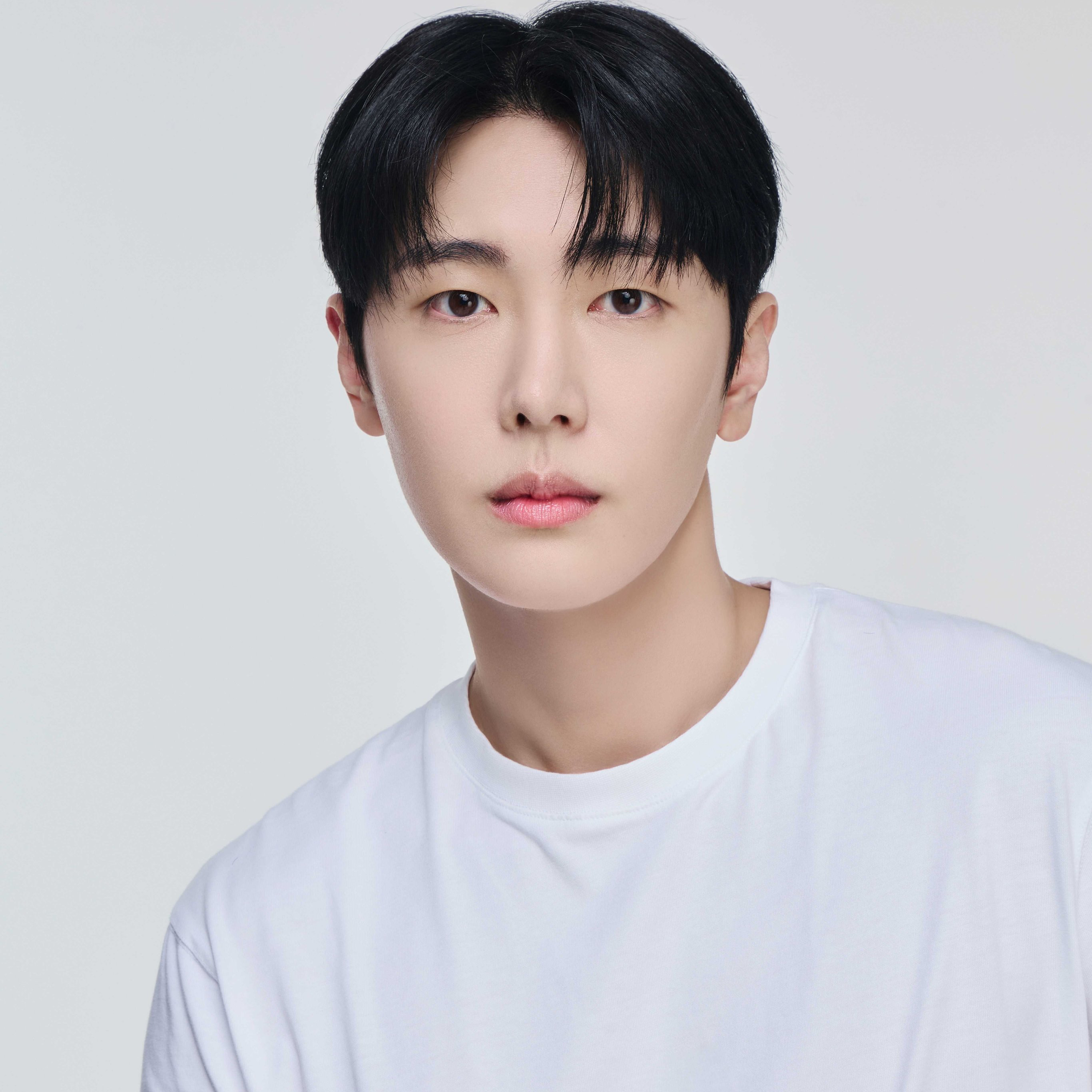 Latest photo of Jaeyoon (SF9)