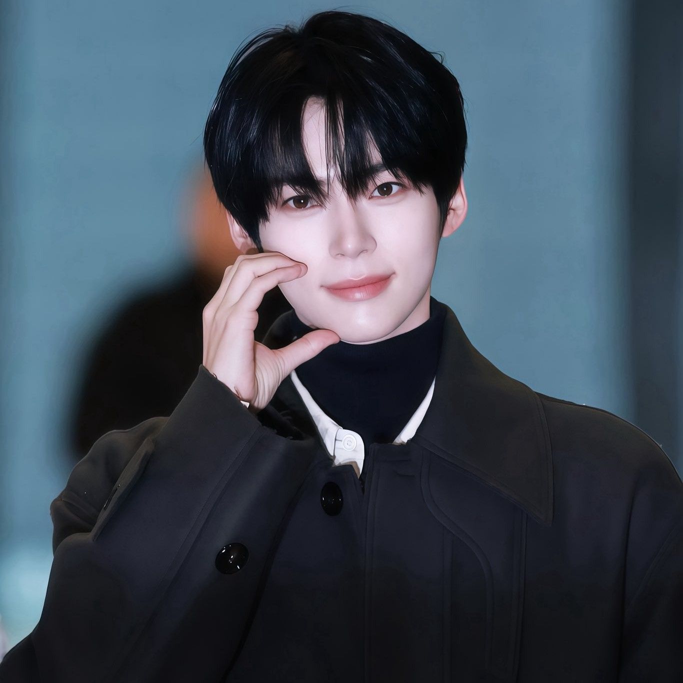 A moment captured by Sung Hanbin (ZEROBASEONE)'s fan