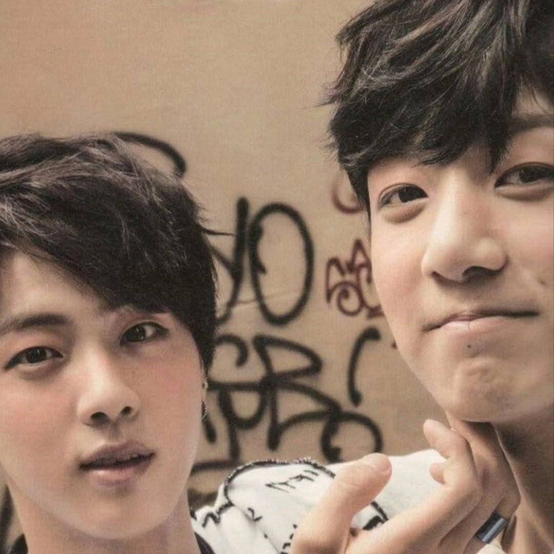 진 (방탄소년단)의 비하인드 컷