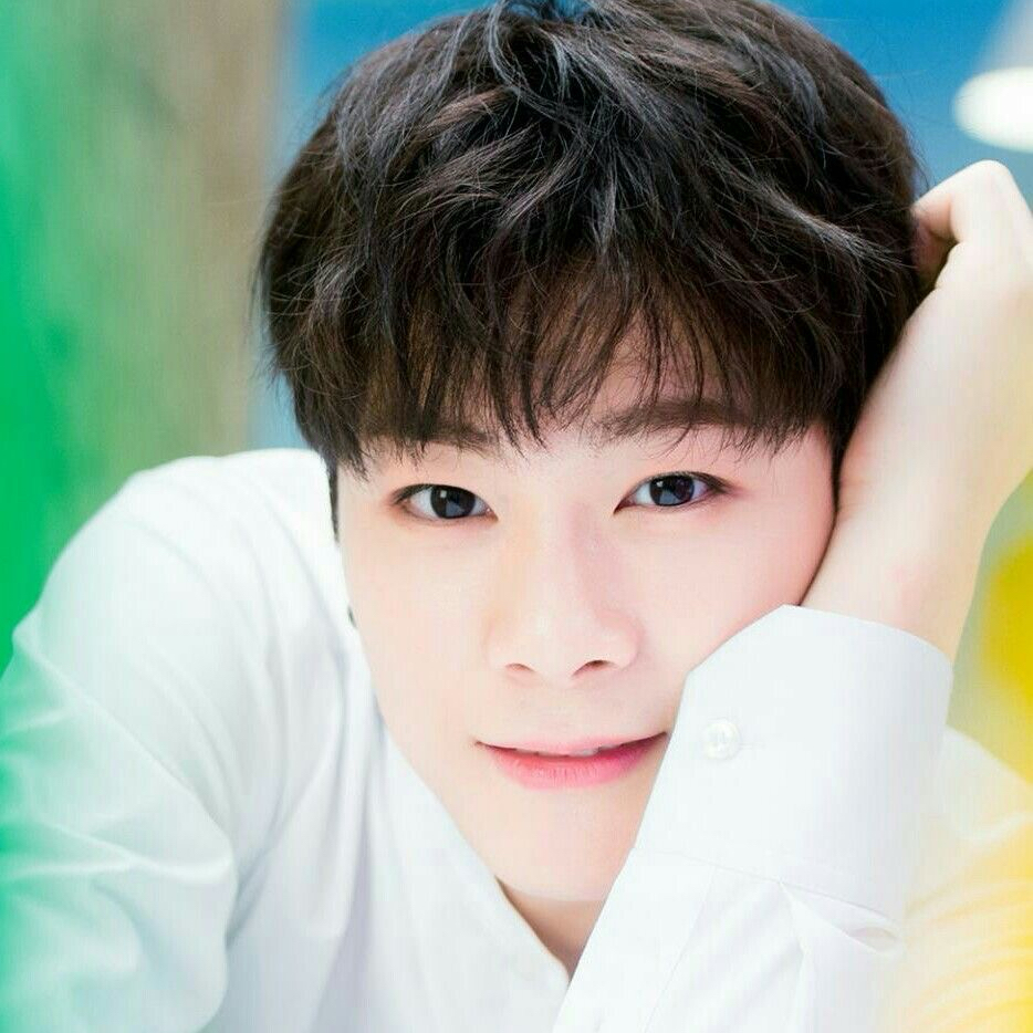 문빈 (아스트로)의 비하인드 컷