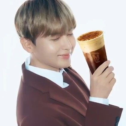 A moment captured by Ryeowook (Super Junior)'s fan