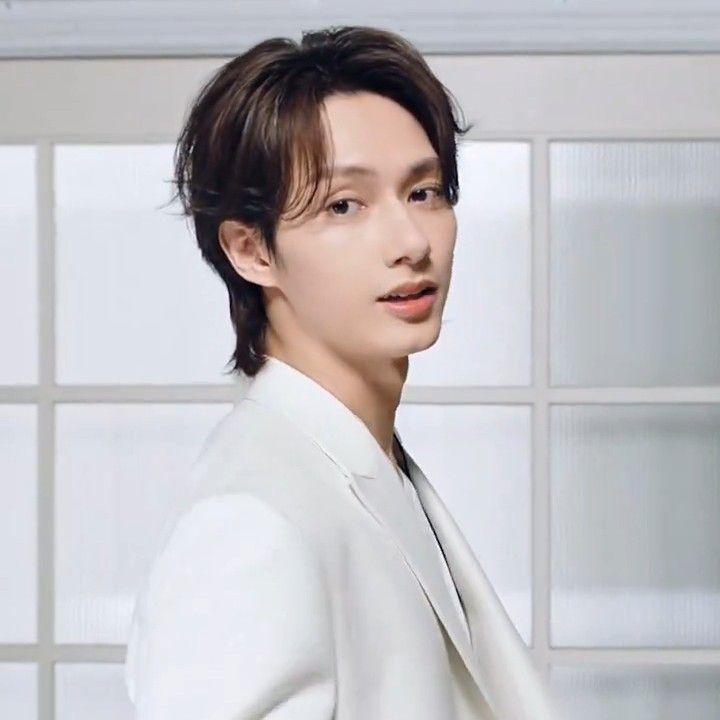 Behind-the-scenes cut of Jun (SEVENTEEN)