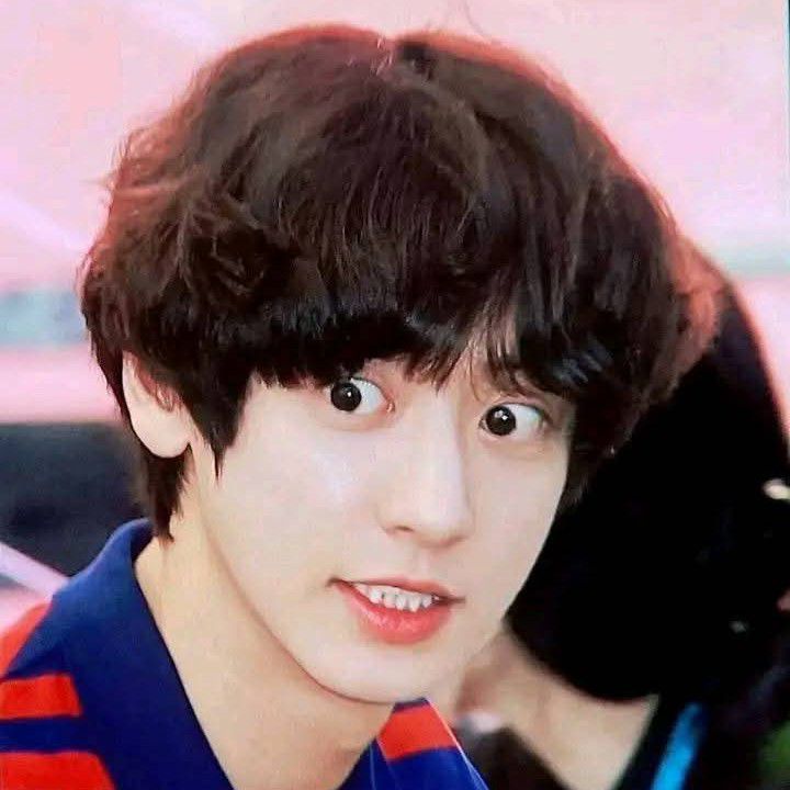 Recent activity shot of Chanyeol (EXO)