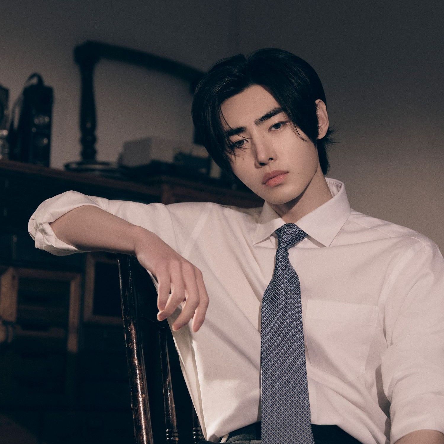 Latest photo of Sunghoon (ENHYPEN)