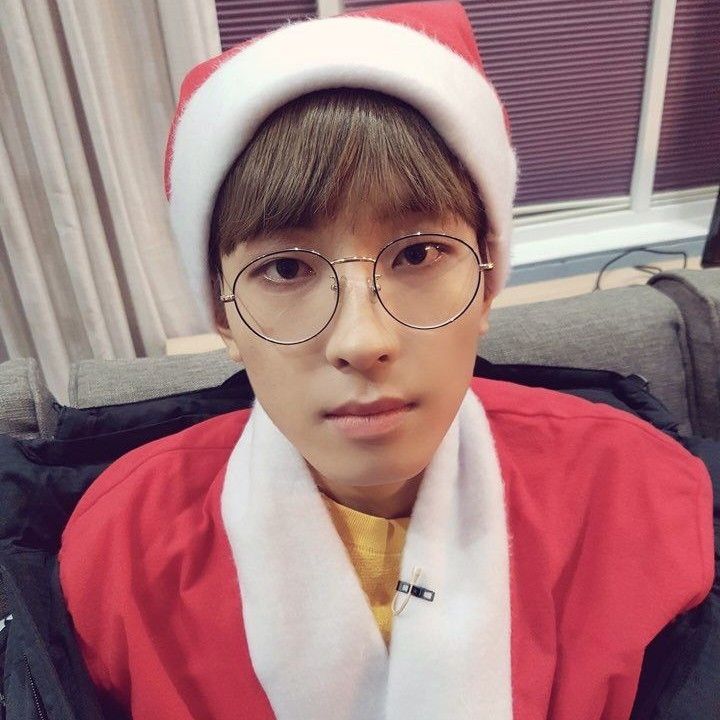 A moment captured by Wonwoo (SEVENTEEN)'s fan