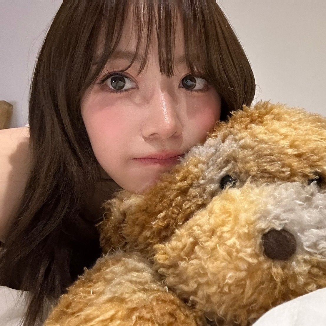Latest photo of Sakura (LE SSERAFIM)