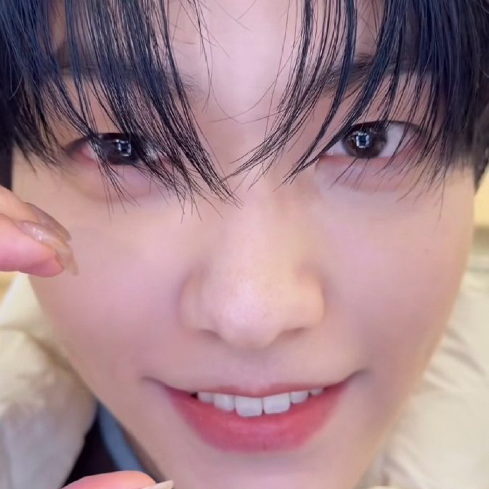 A moment captured by Soobin (TOMORROW X TOGETHER)'s fan