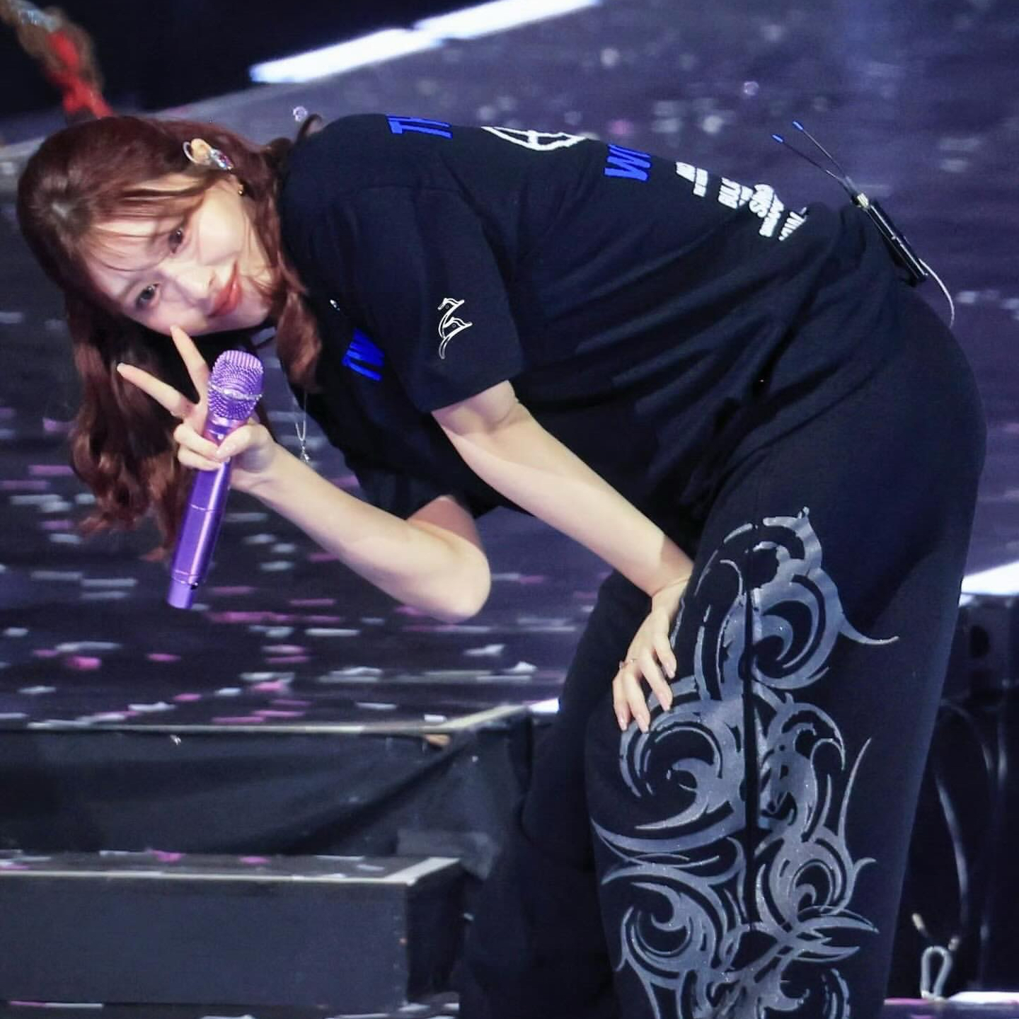 モモ (TWICE)の舞台裏ショット