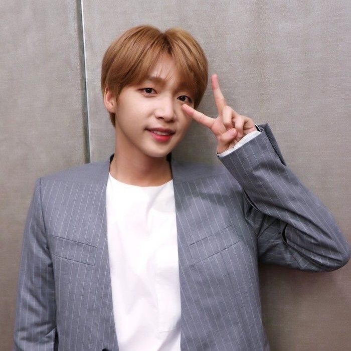 A moment captured by Jeong Sewoon's fan