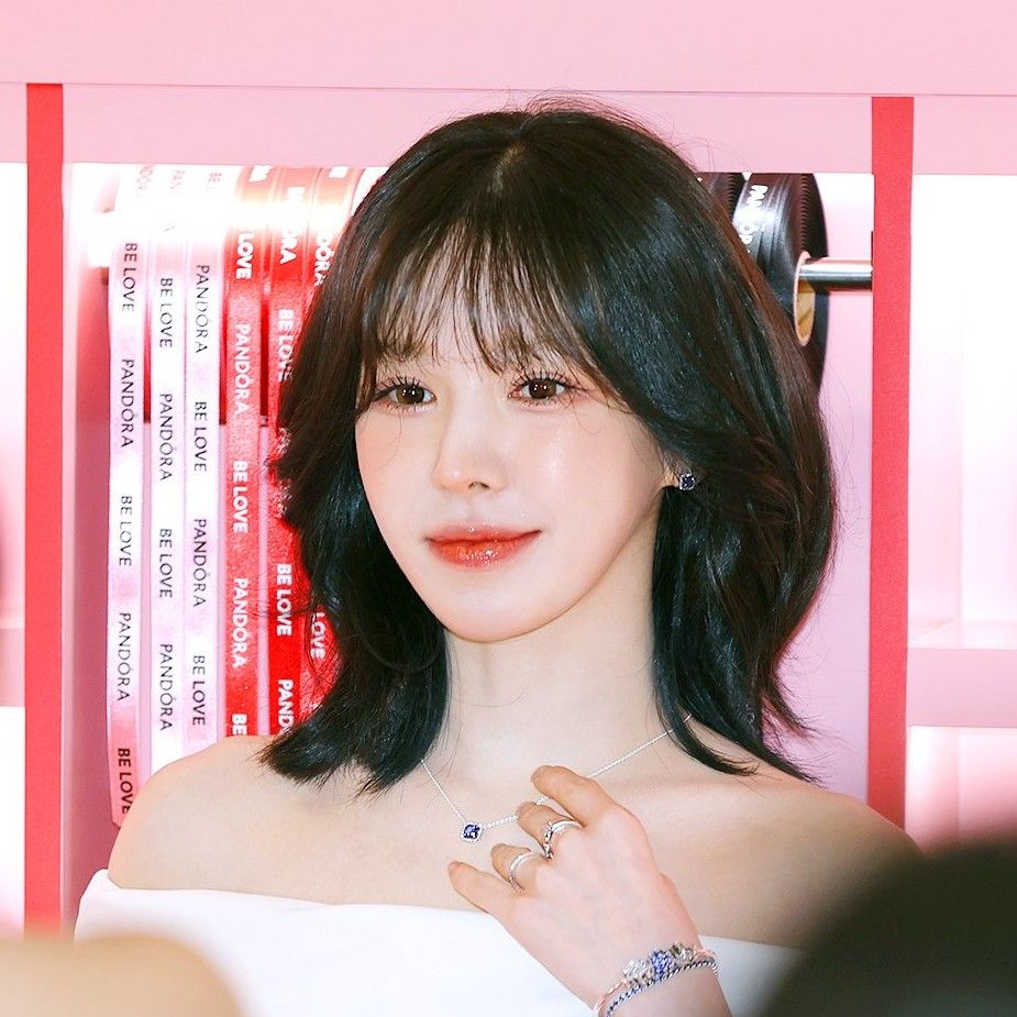A moment captured by Wendy (Red Velvet)'s fan