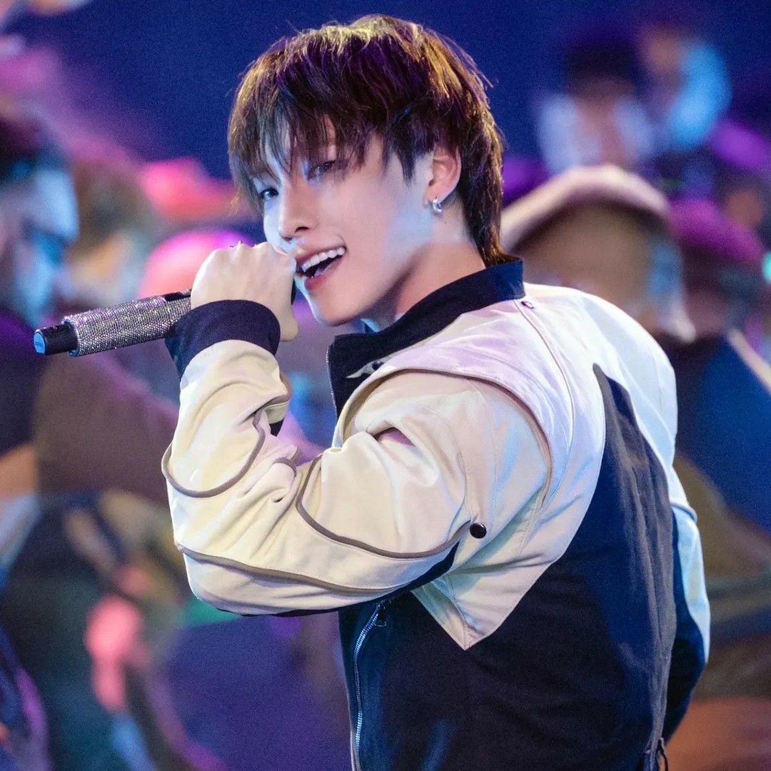 Latest photo of Dino (SEVENTEEN)