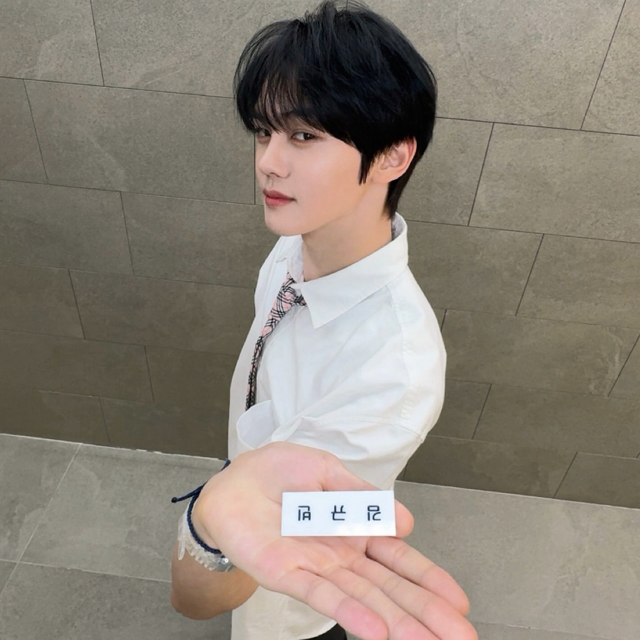 Potret di balik layar Kim Gyuvin (ZEROBASEONE)