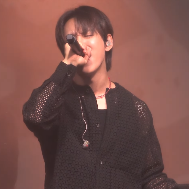A moment captured by Daehyun (B.A.P)'s fan