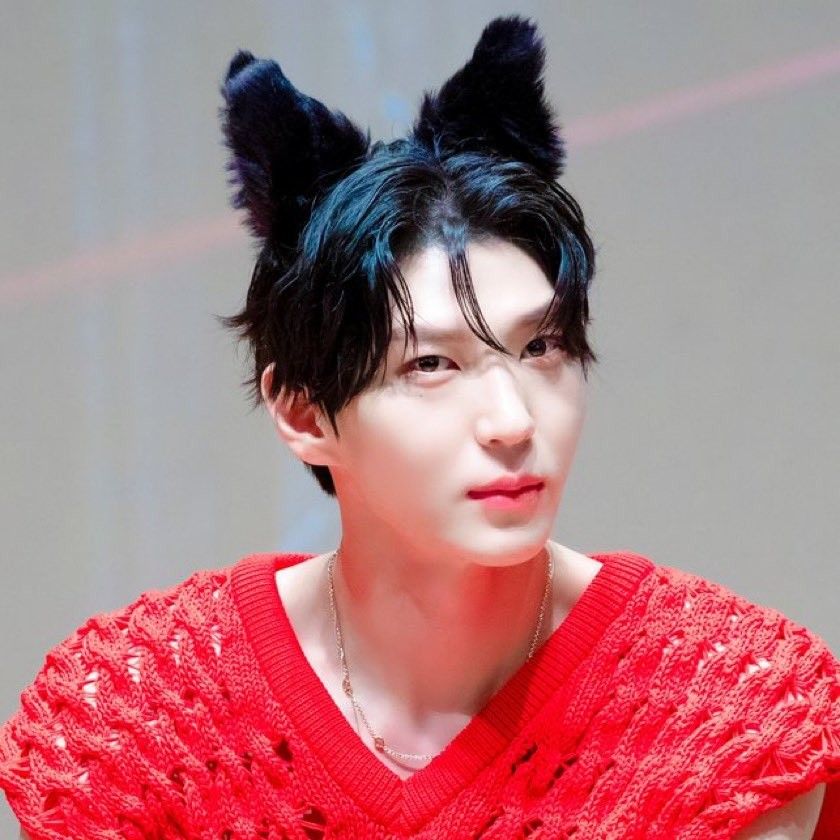 Latest photo of LEO (VIXX)
