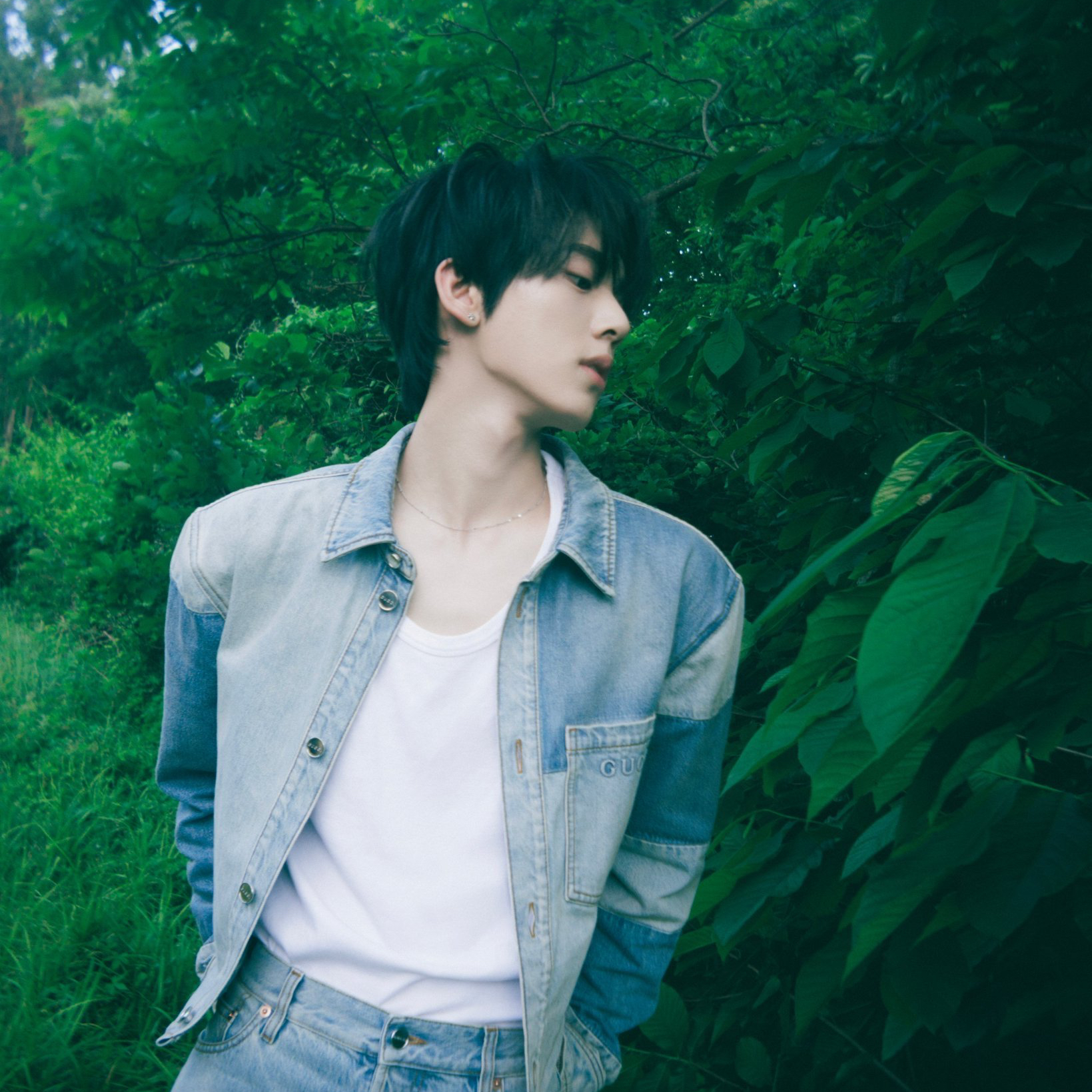 Latest photo of Han Yujin (ZEROBASEONE)