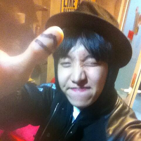 제이홉 (방탄소년단)의 비하인드 컷